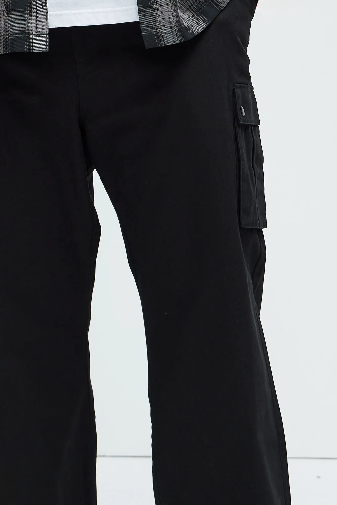 Berry Straight Cargo Pants - Black