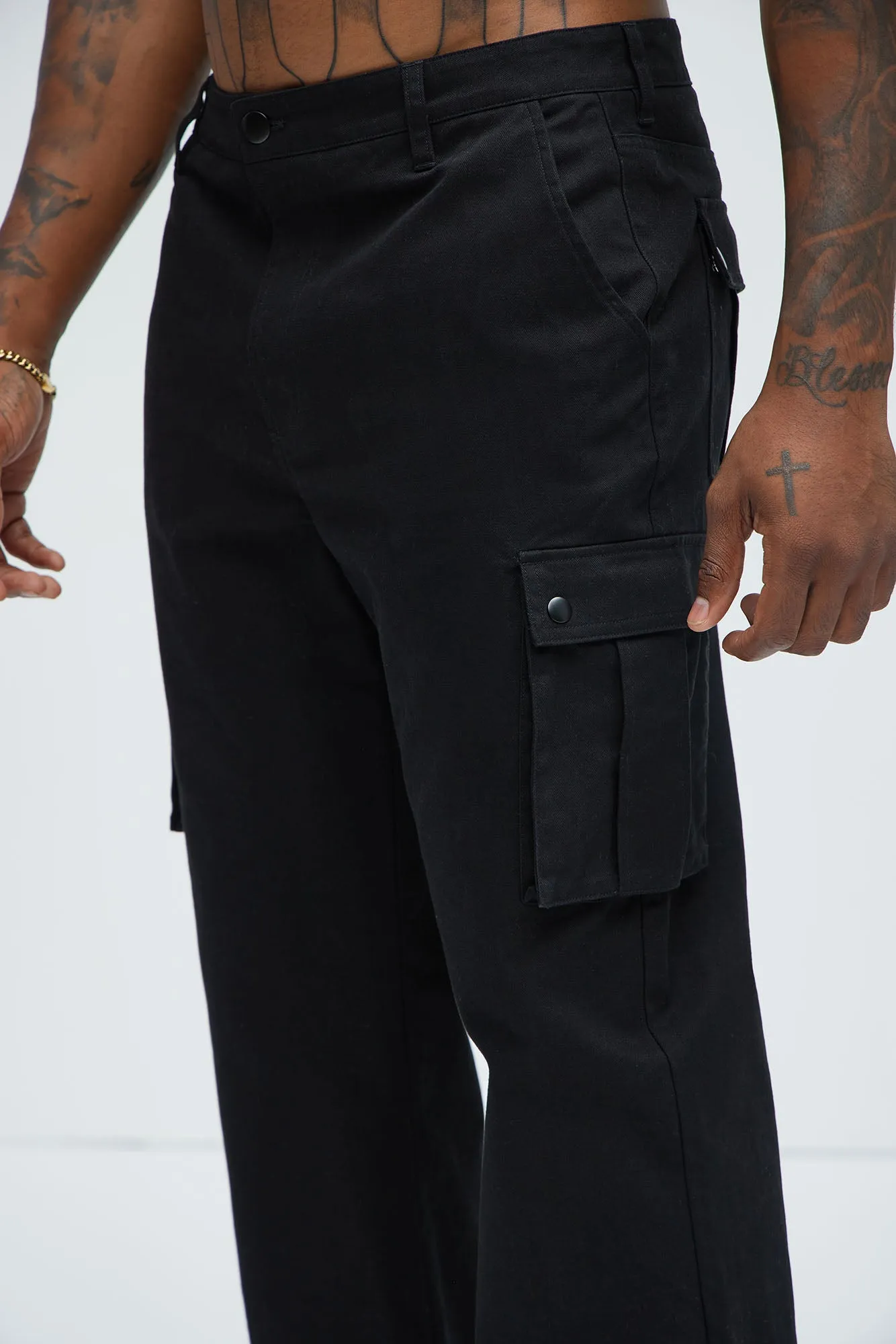 Berry Straight Cargo Pants - Black