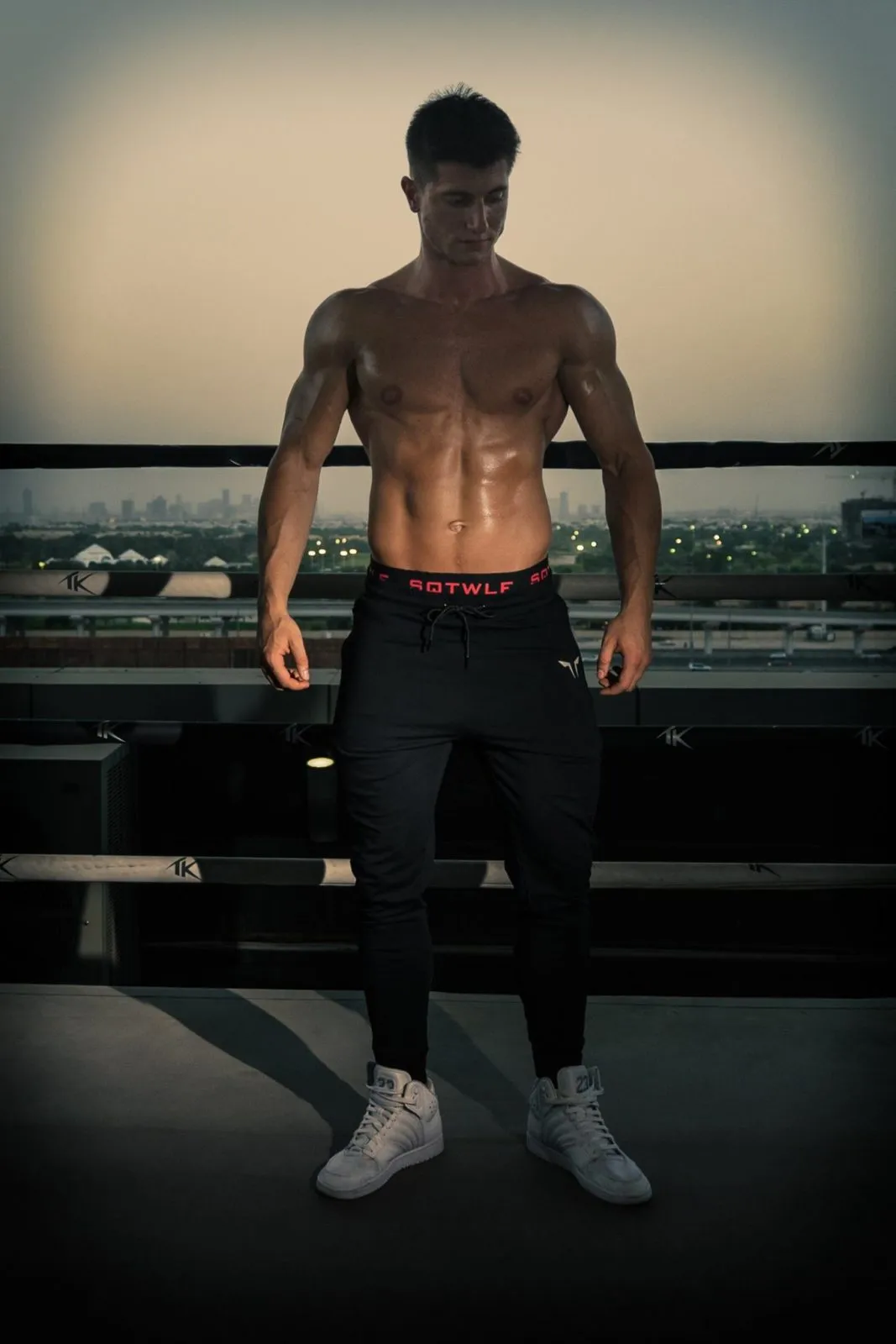 BLACK JOGGER PANTS