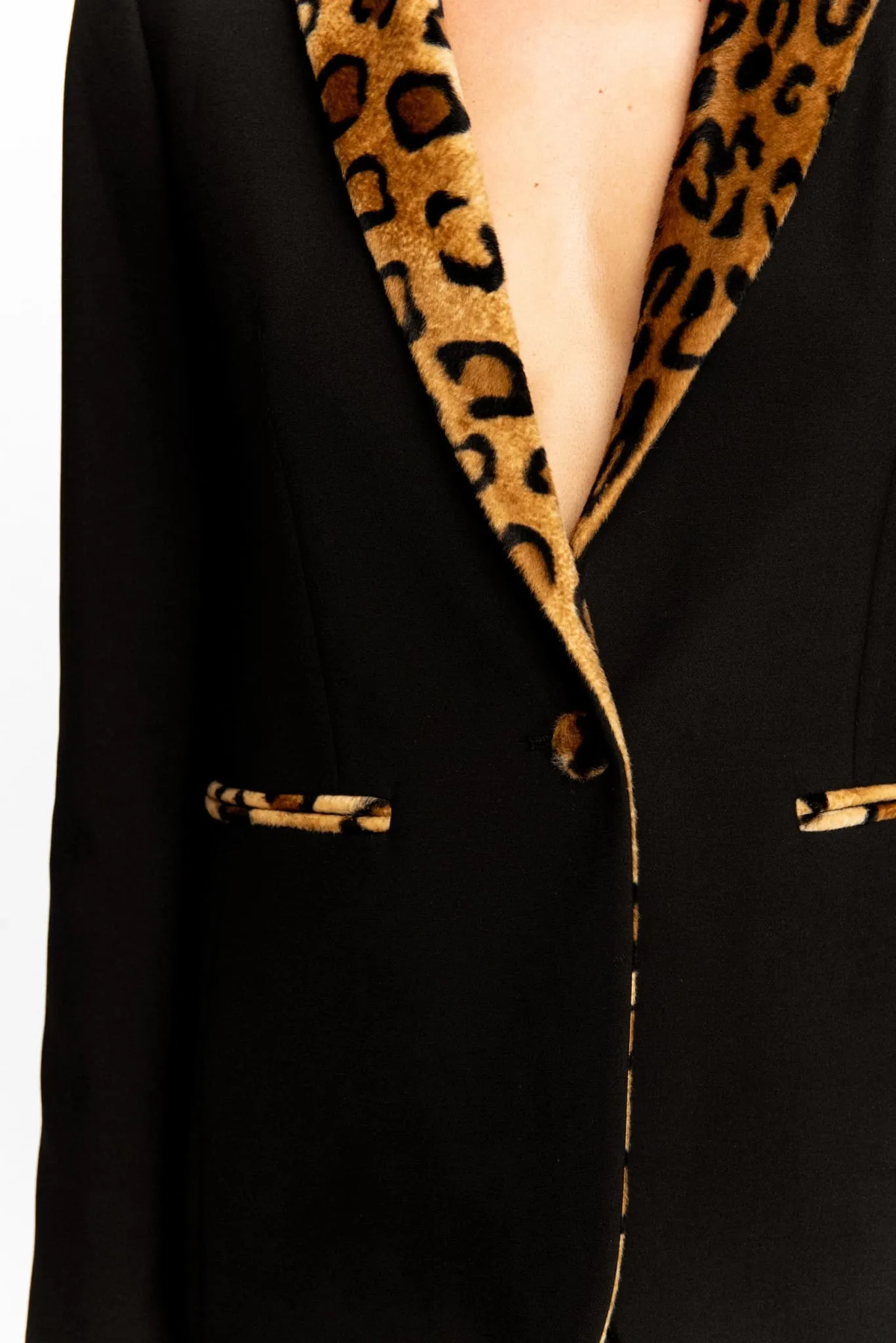 Gaia Blazer Black with Leopard Lapels