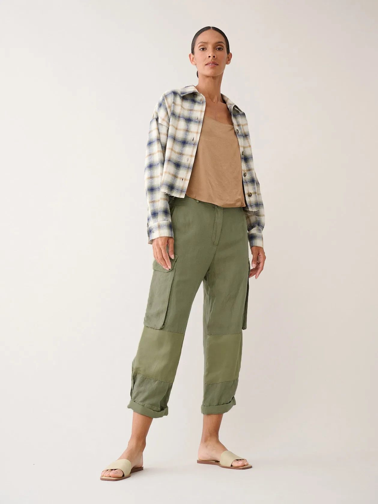 Logan Cargo Pant in Linen - Military