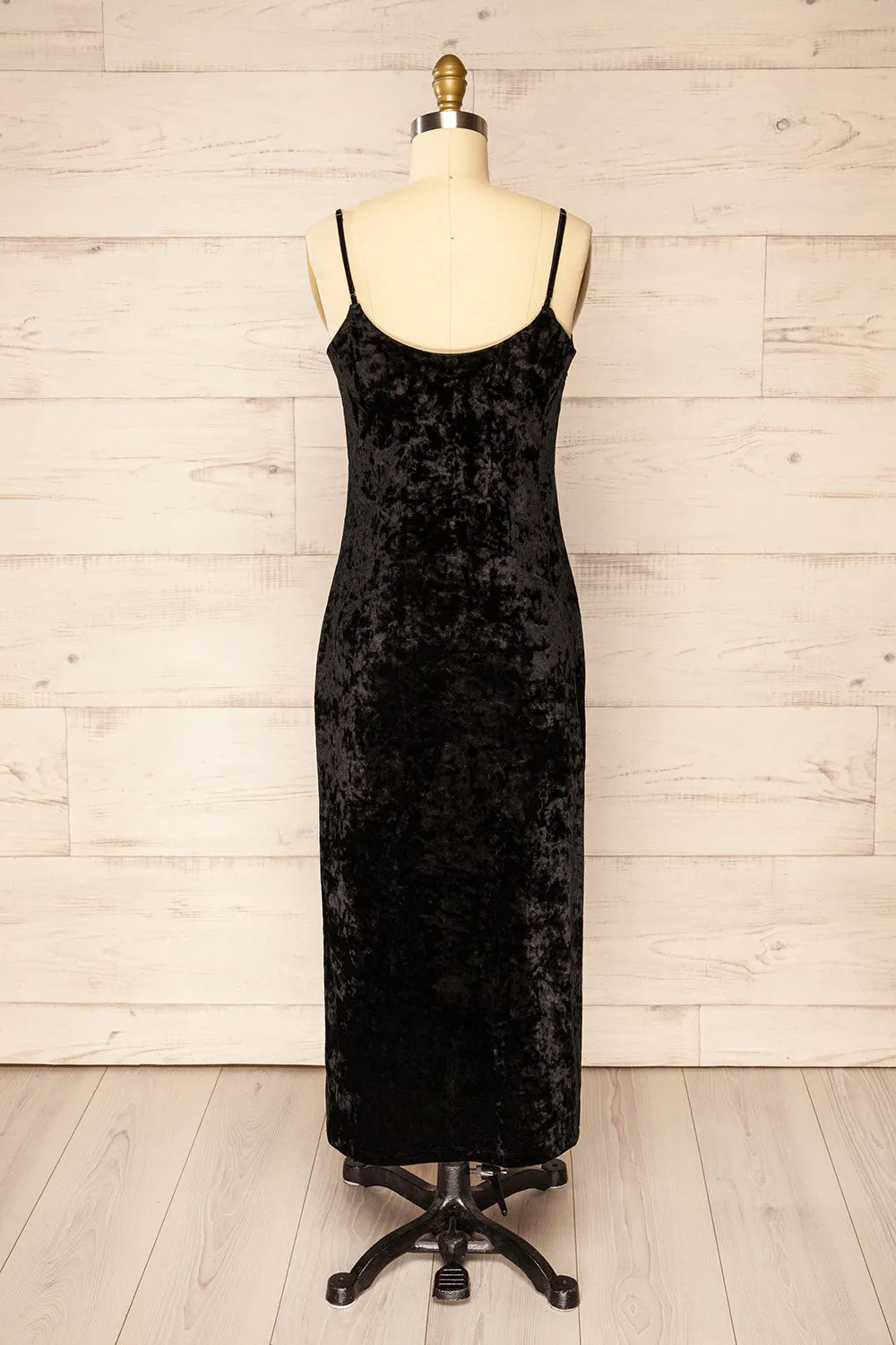 Luritta | Black Velours Midi Dress