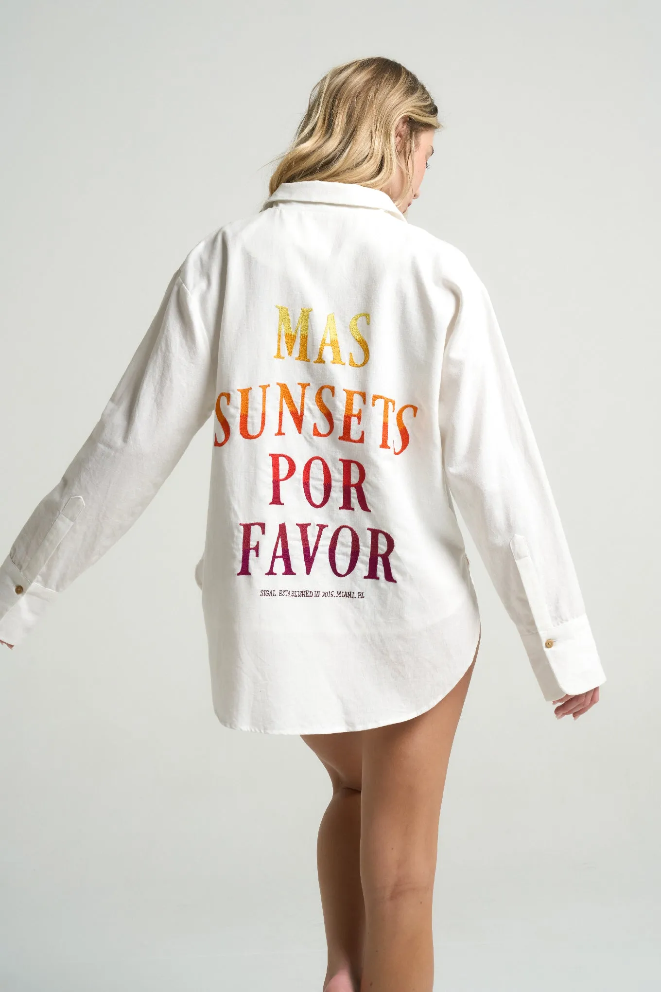 Mas Sunsets Por Favor Shirt