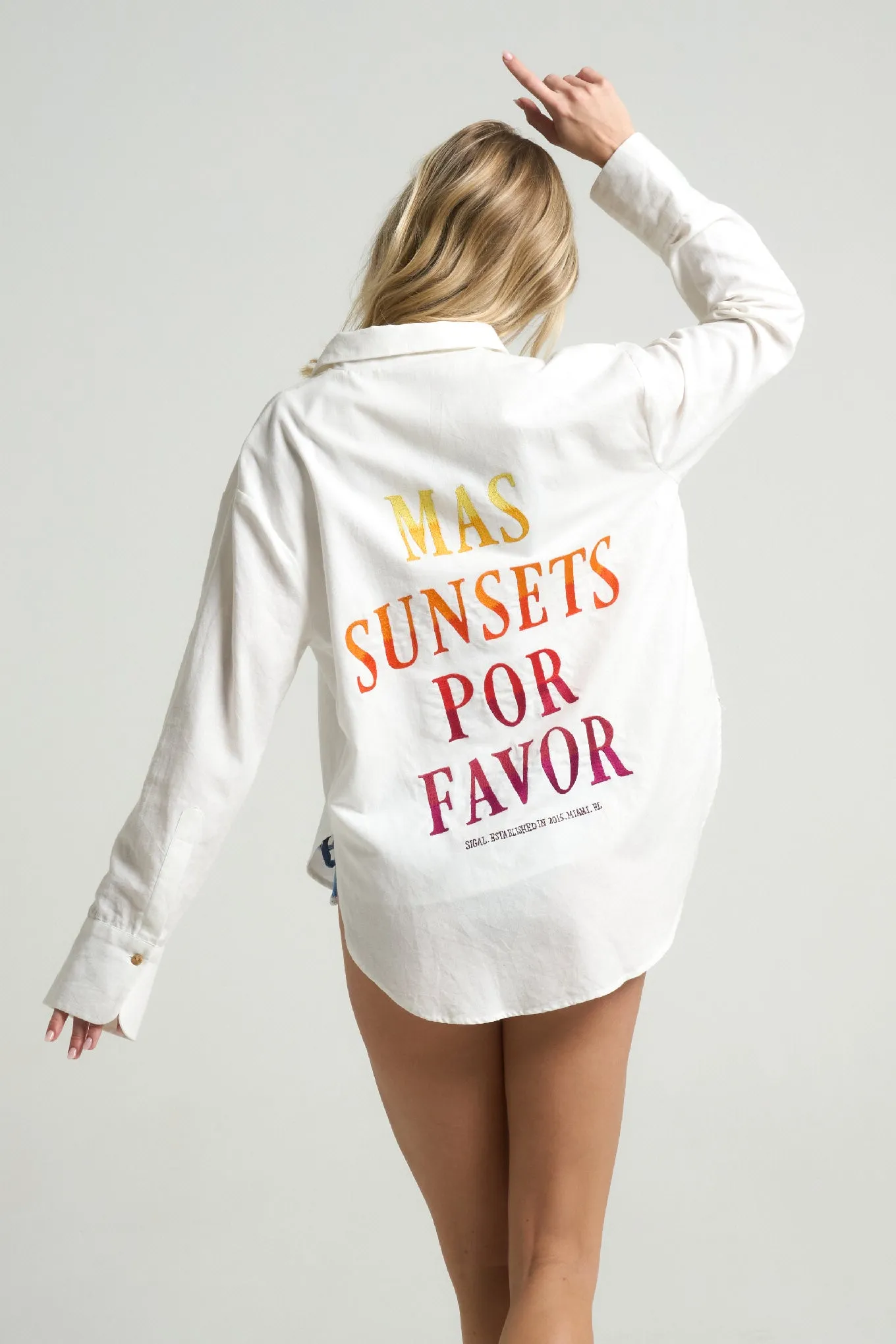 Mas Sunsets Por Favor Shirt