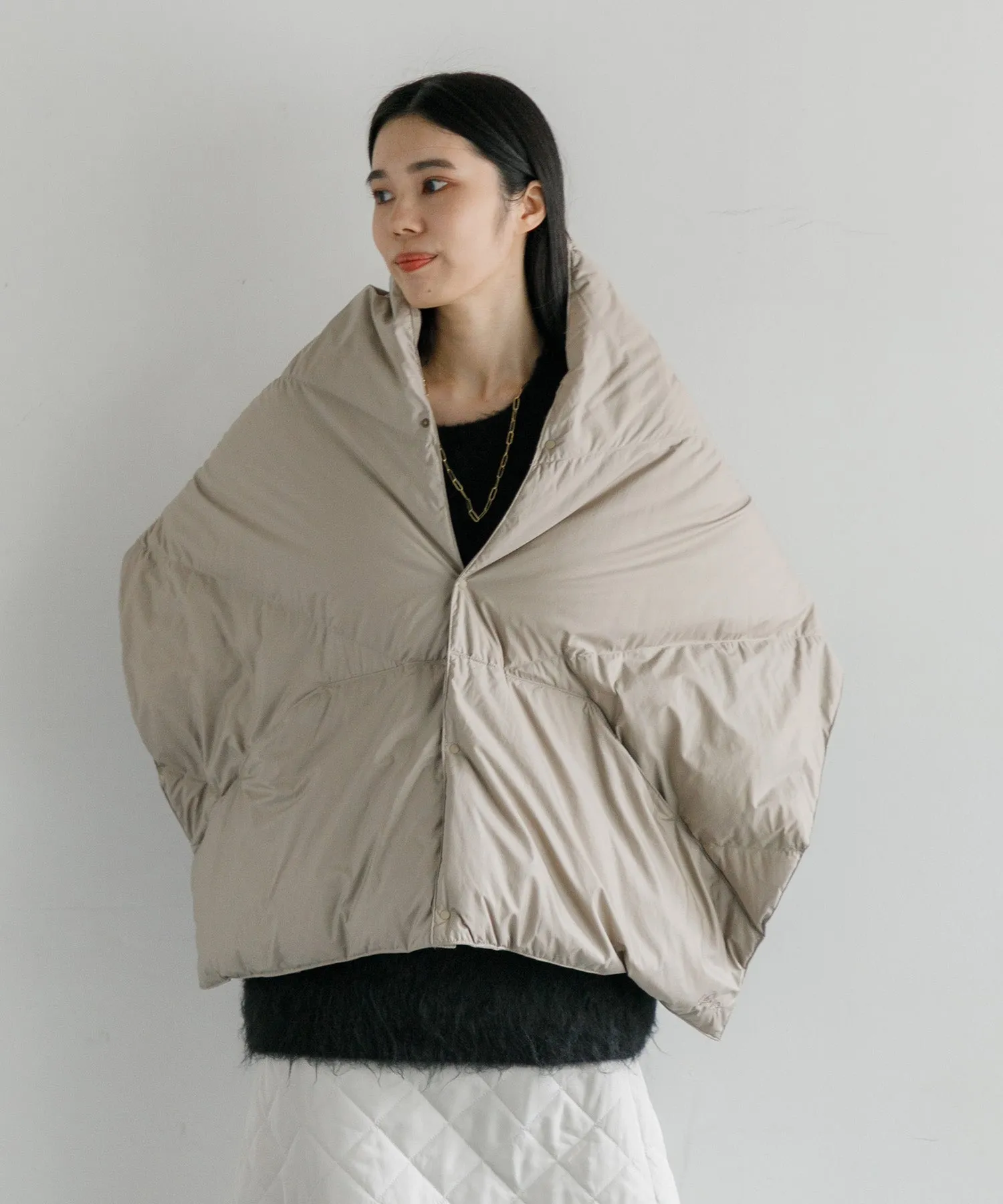 【MEN , WOMEN】NANGA DOWN PONCHO MUFFLER