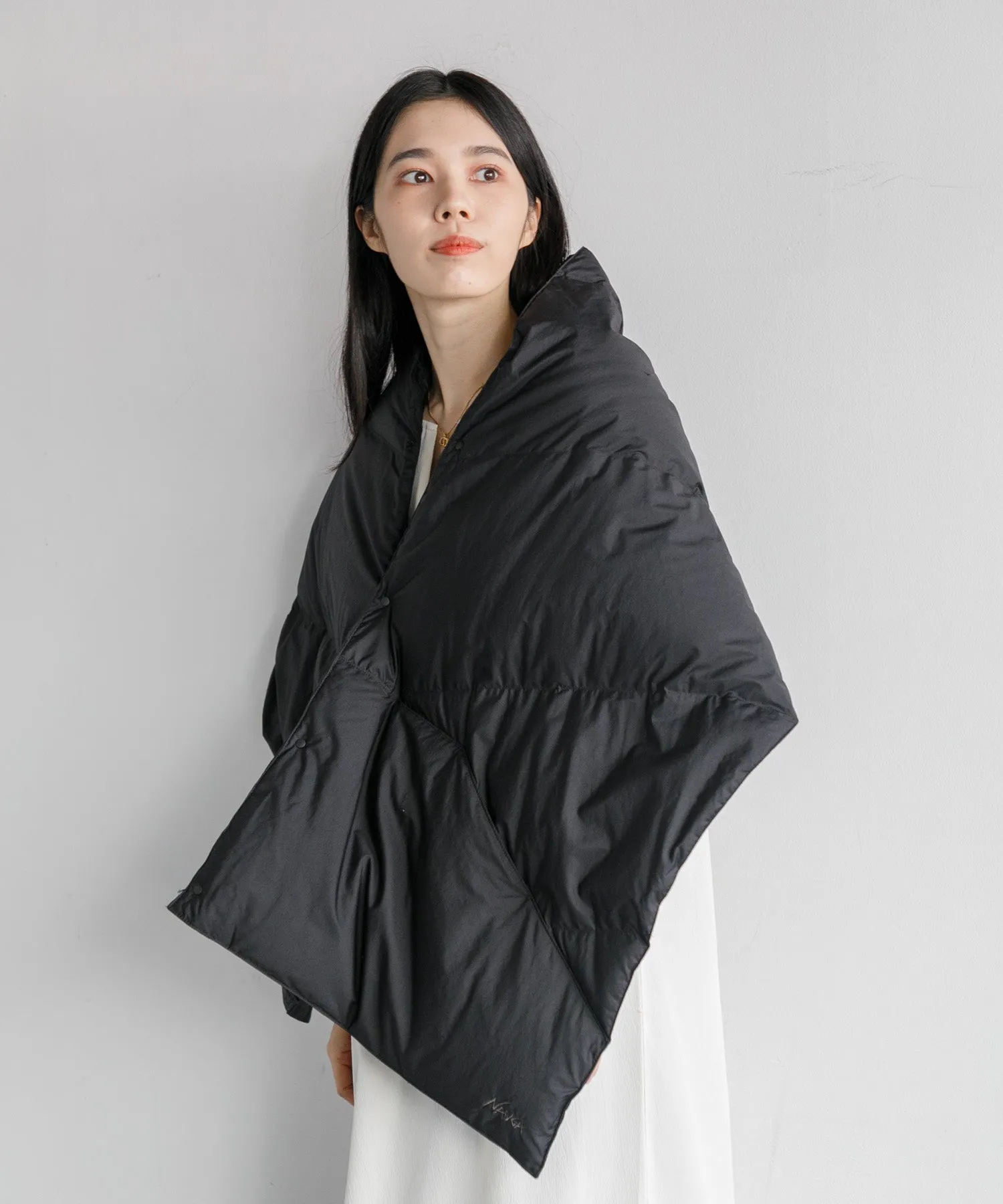 【MEN , WOMEN】NANGA DOWN PONCHO MUFFLER