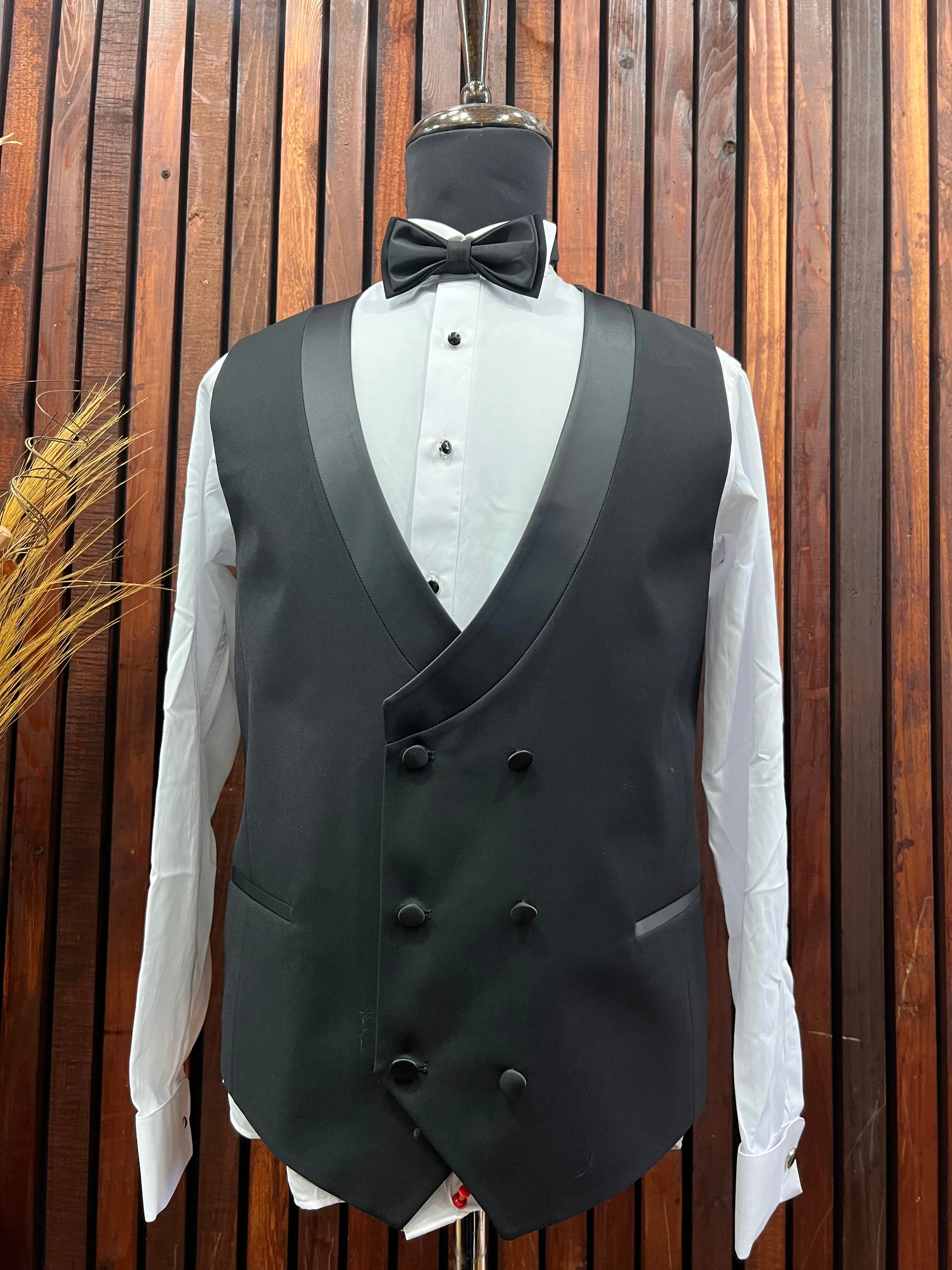 Mens Black Tuxedo with Black Shawl Lapel Slim fit 4 piece Tuxedo | Big And Tall | Weddings and Special Events