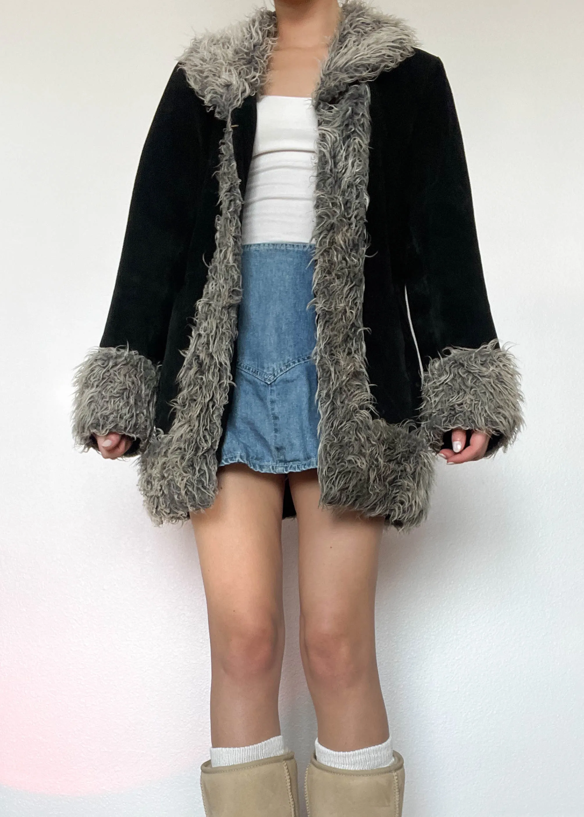 Mia 90's Fur Trim Coat (M)