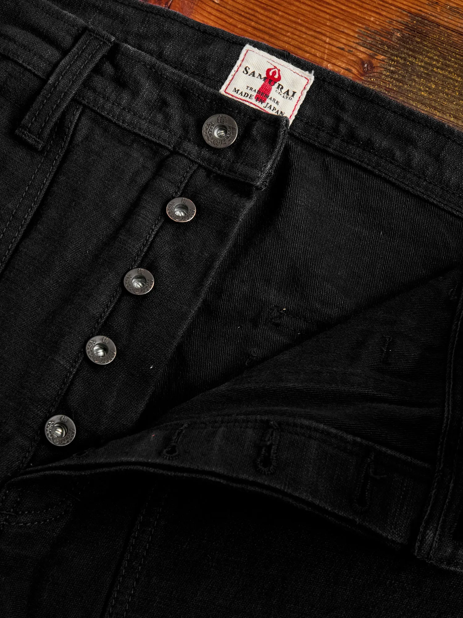 SJ52BK 15oz Slub Selvedge Chino in Black