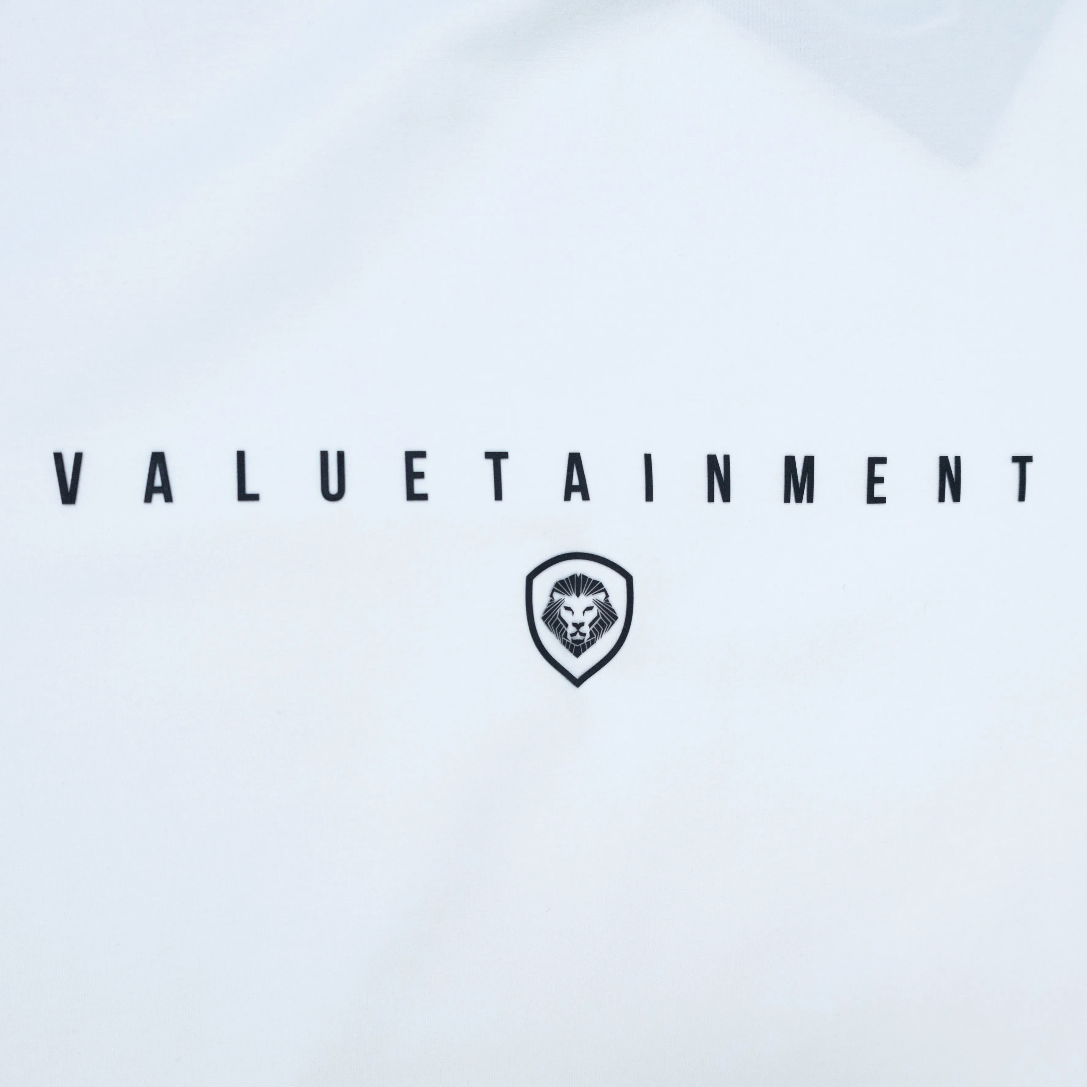 Valuetainment Premium Curved Hem White Short Sleeve T-Shirt