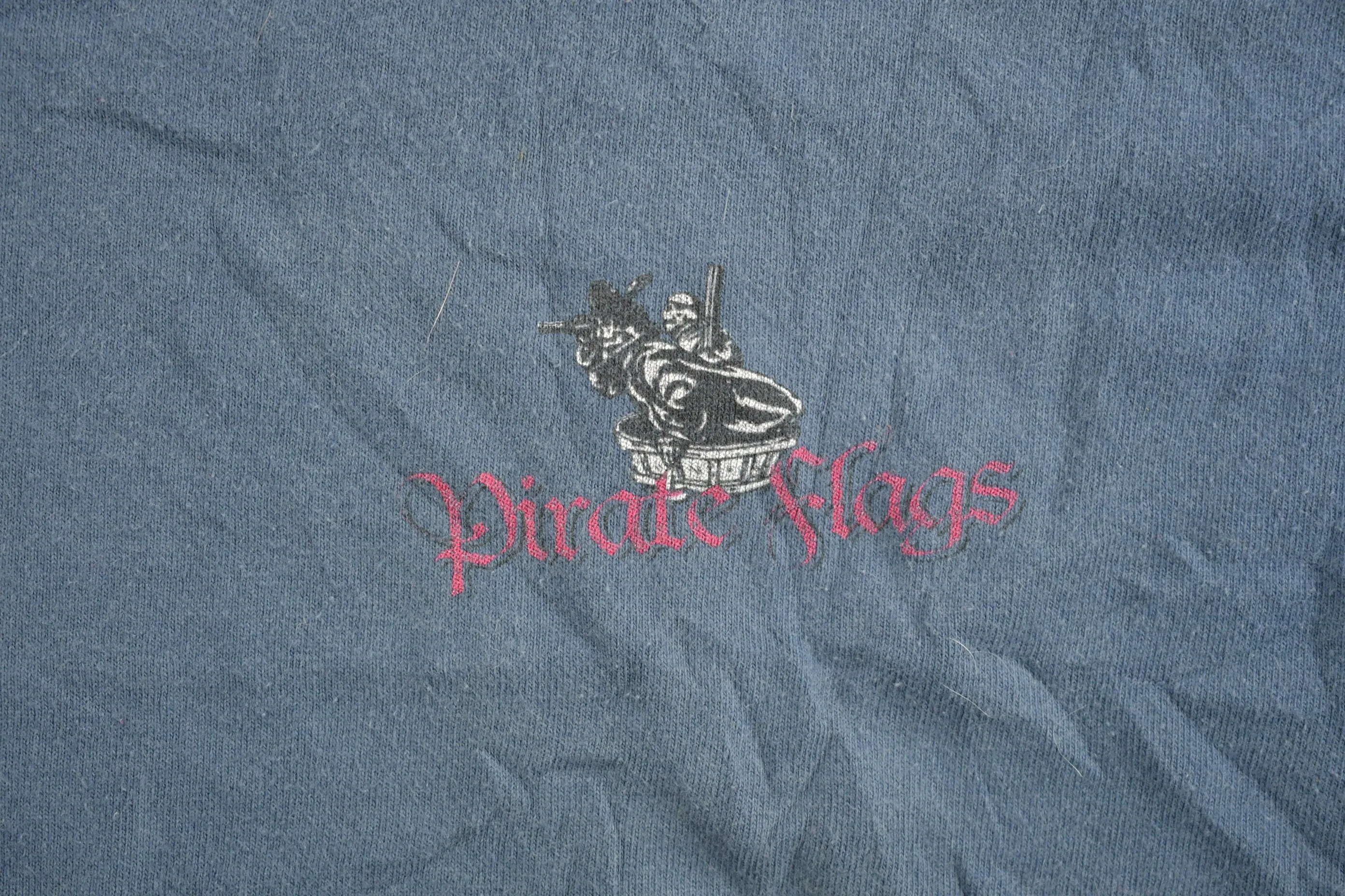 Vintage 1990s Pirate Flags Cape Hatteras T Shirt