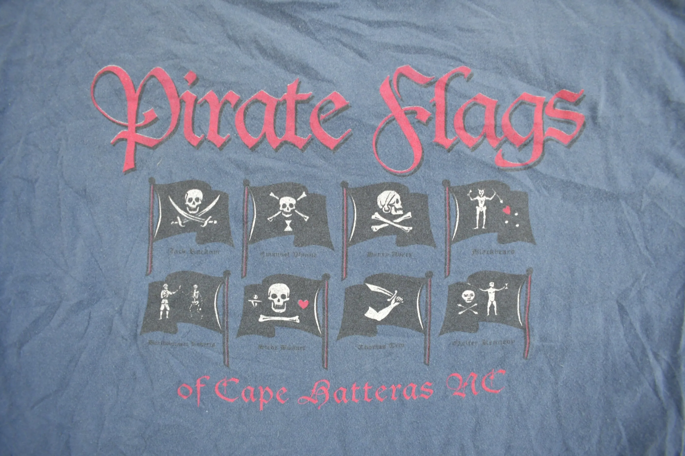 Vintage 1990s Pirate Flags Cape Hatteras T Shirt