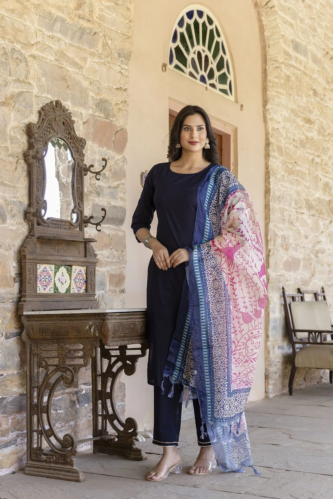 Women Navy Blue Kurta Set With Pants & Printed Dupatta