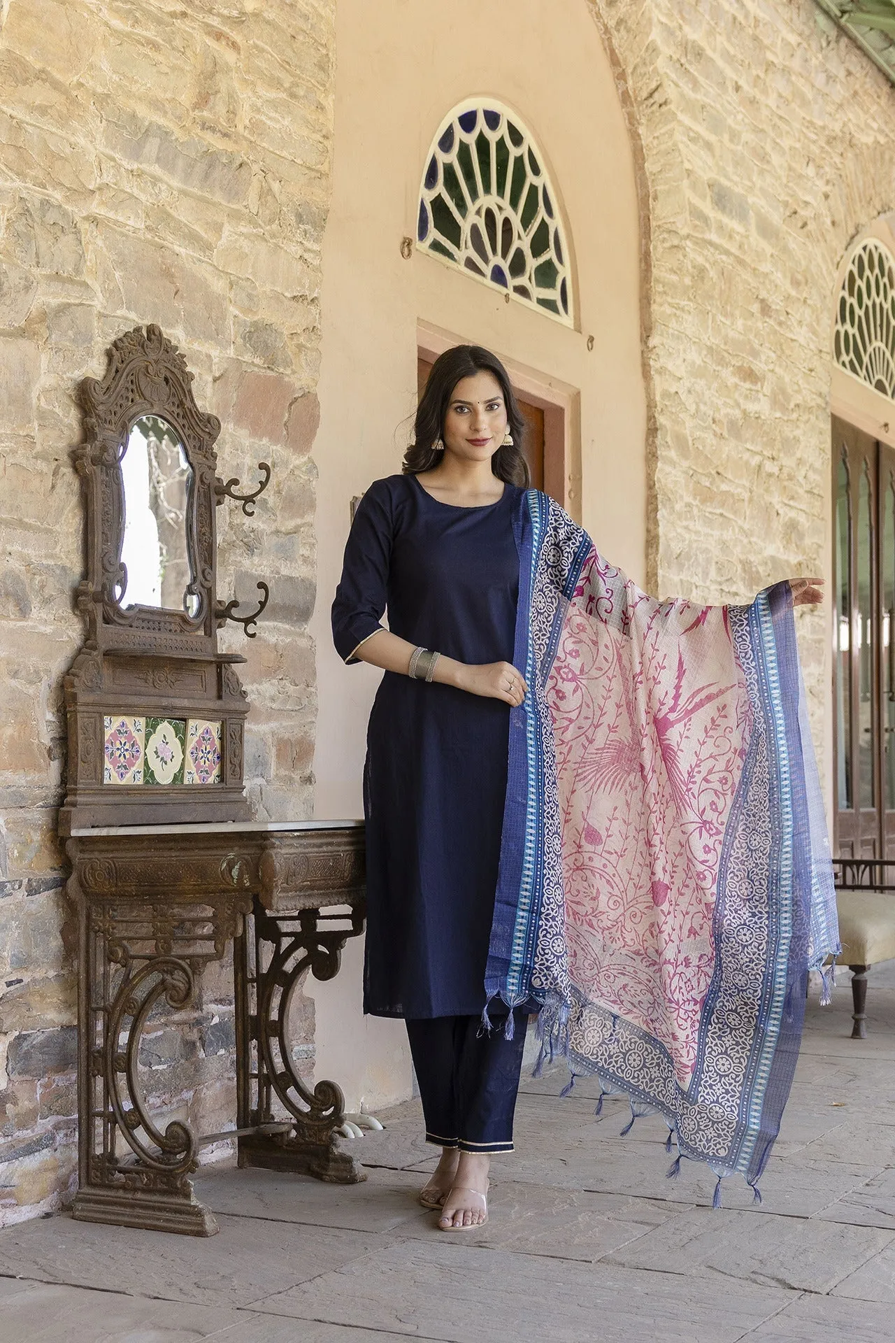 Women Navy Blue Kurta Set With Pants & Printed Dupatta